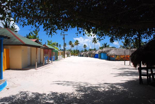 Mano Juan Village